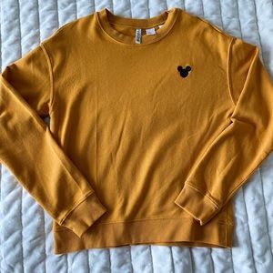 DISNEY SWEATSHIRT